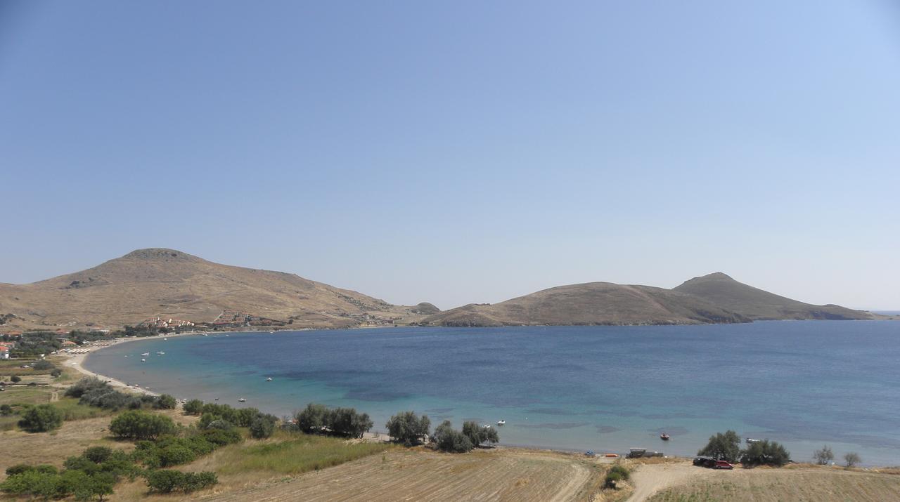 Iliovasilema Aparthotel Plati  Buitenkant foto