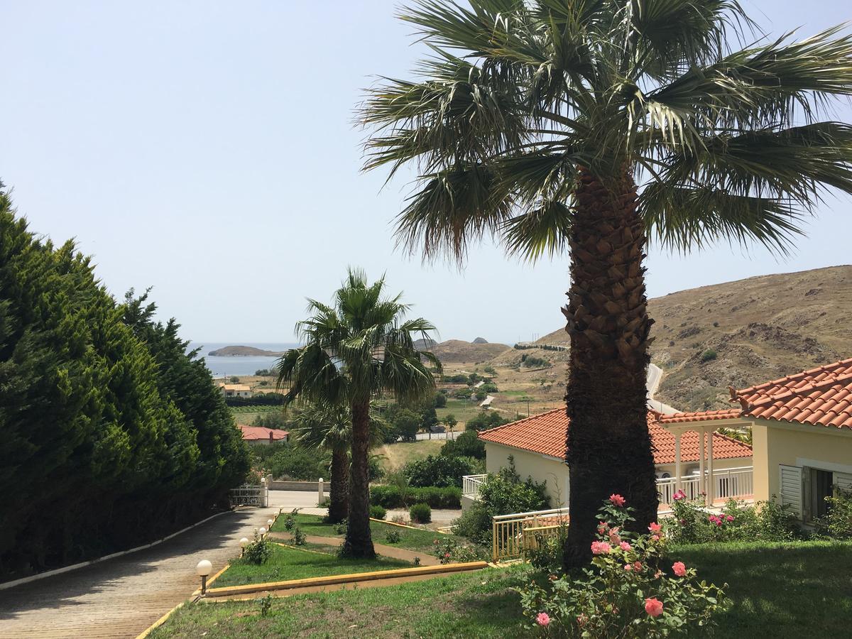 Iliovasilema Aparthotel Plati  Buitenkant foto