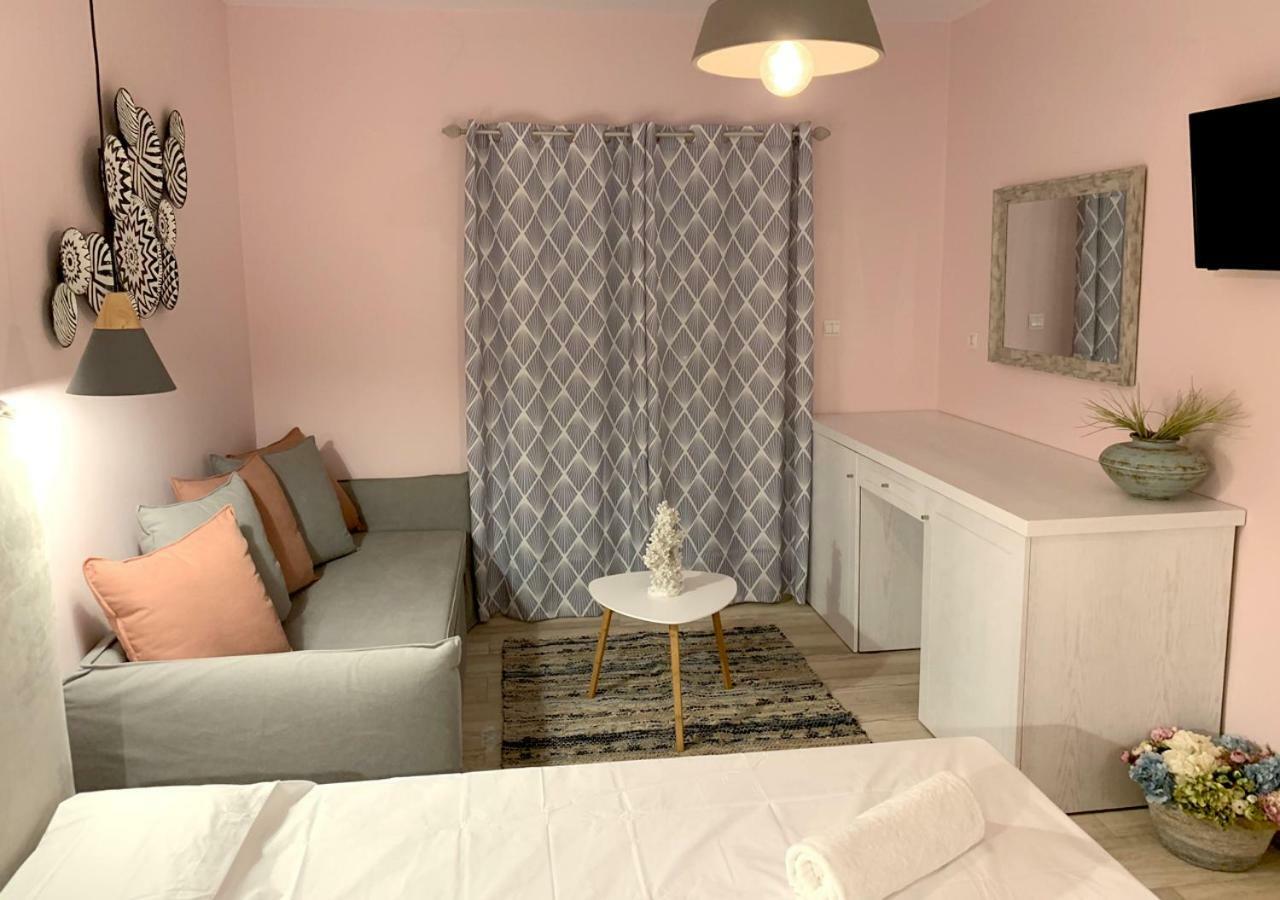 Iliovasilema Aparthotel Plati  Buitenkant foto