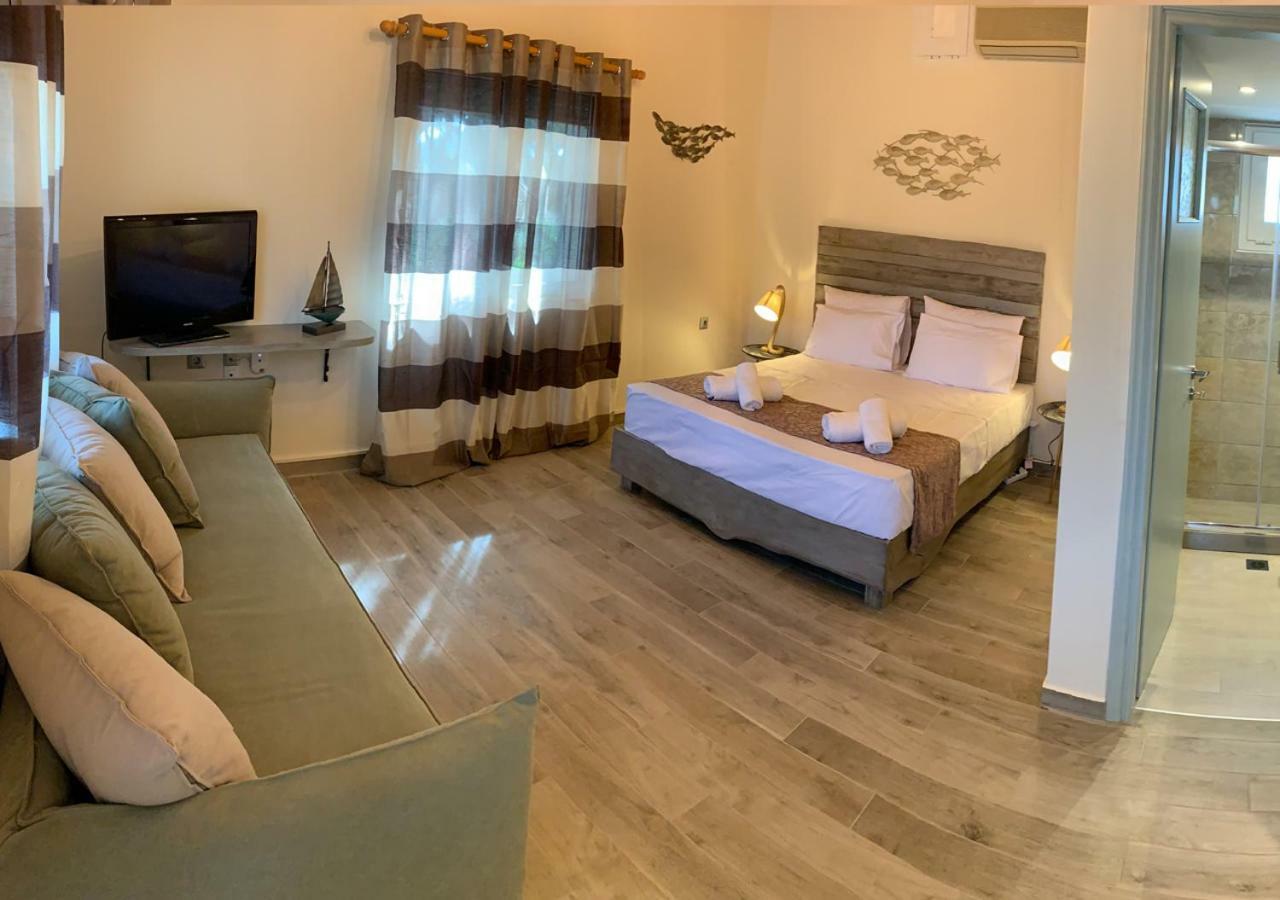 Iliovasilema Aparthotel Plati  Buitenkant foto