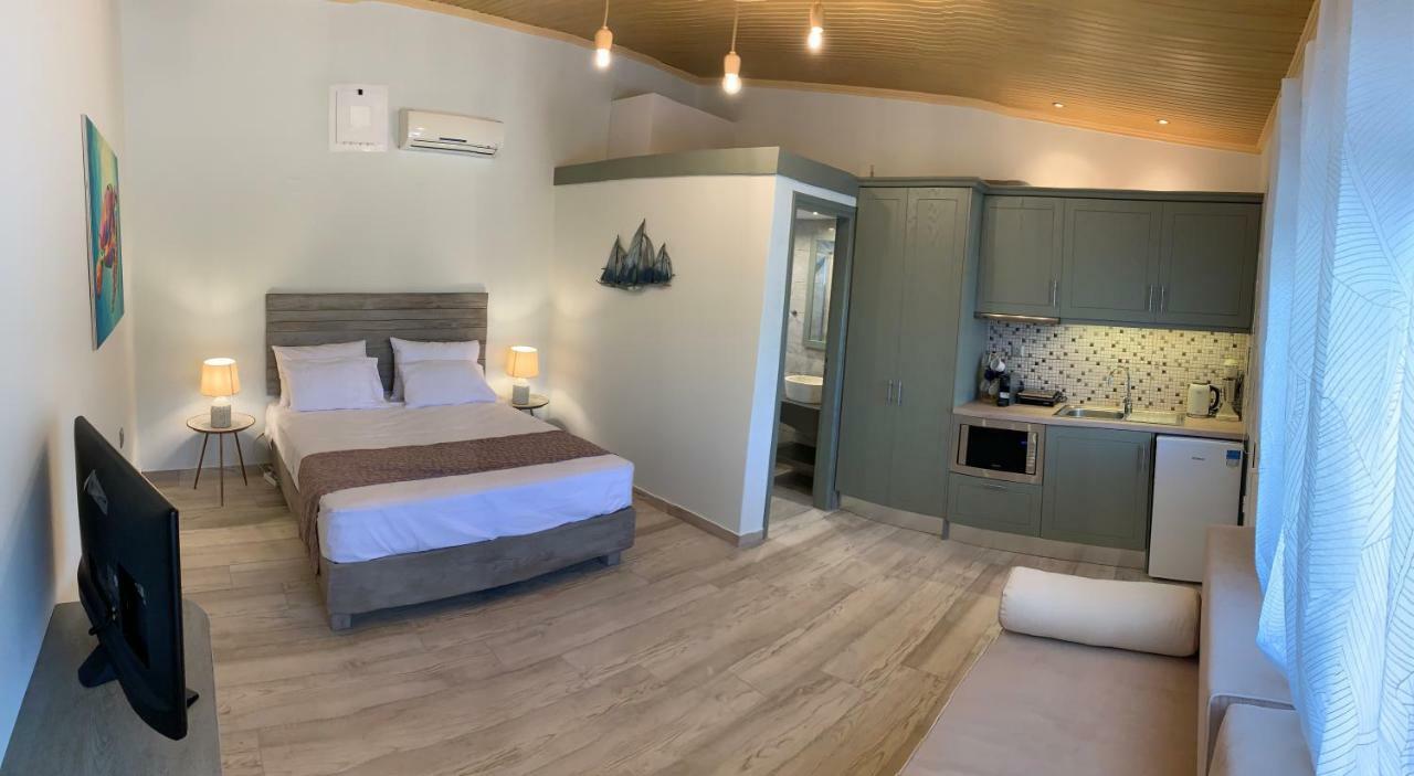 Iliovasilema Aparthotel Plati  Buitenkant foto